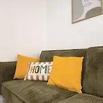 La Parenthese Kaki Apartament