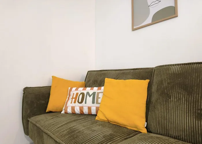 La Parenthese Kaki Apartment