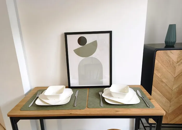 La Parenthese Kaki Apartment *